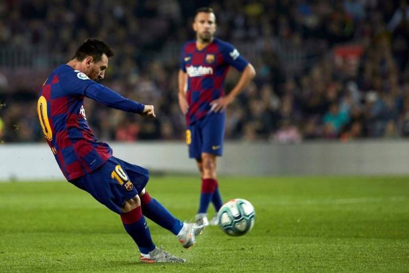 Những yếu tố tác động đến lực sút của Messi