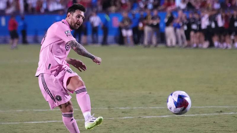 Lực sút của Messi - Con số ấn tượng